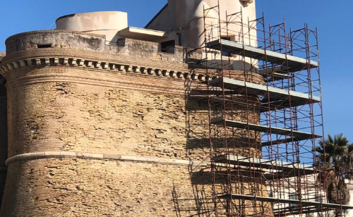Risanamento statico e restauro conservativo della torre del forte Sangallo