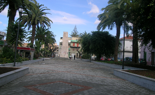 Sistemazione stradale e relativa piazza a "Passo Caracciolo" in Gallico di Reggio Calabria