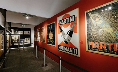 Galleria storica "Mondo Martini"(esperienza professionale presso lo studio Loredana Dionigio)